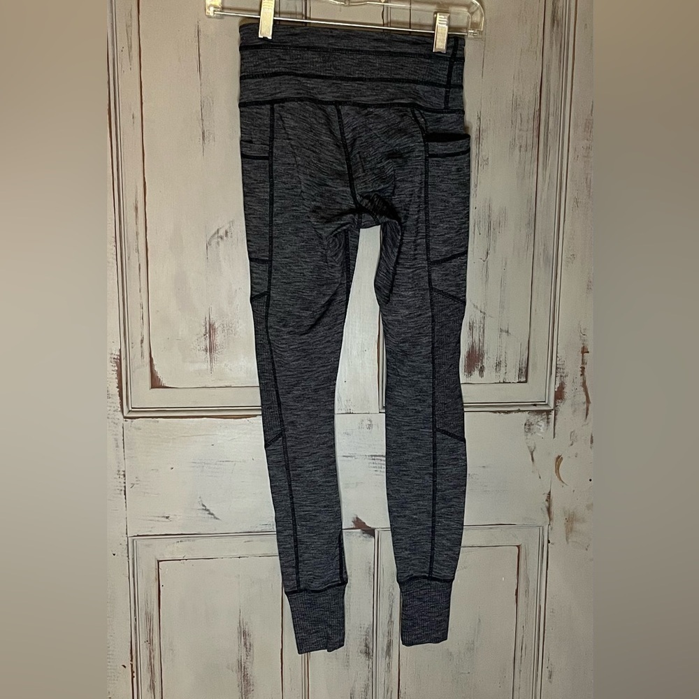 Athleta XXS Charcoal grey black marbled Excursion Hybrid ribbed leggings - Picture 3 of 4